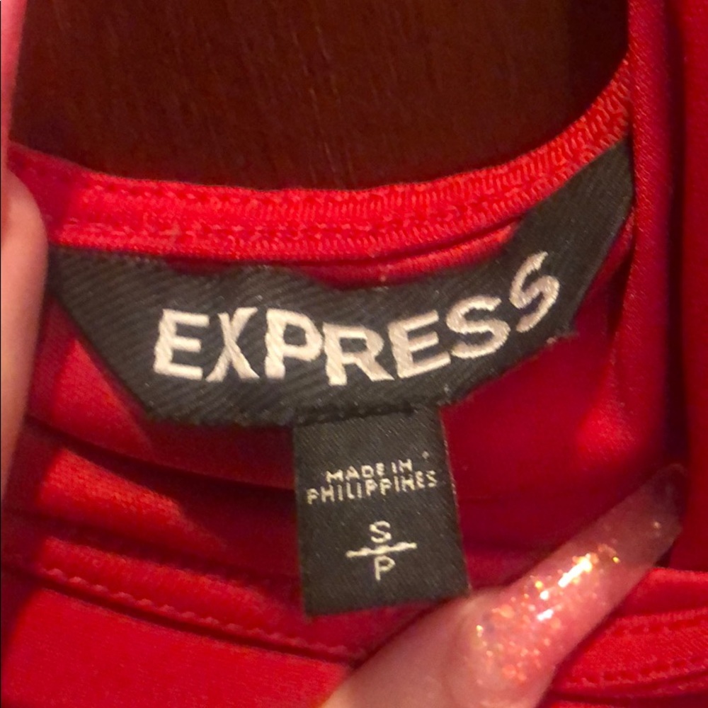 Red express dress - Picture 2 of 3